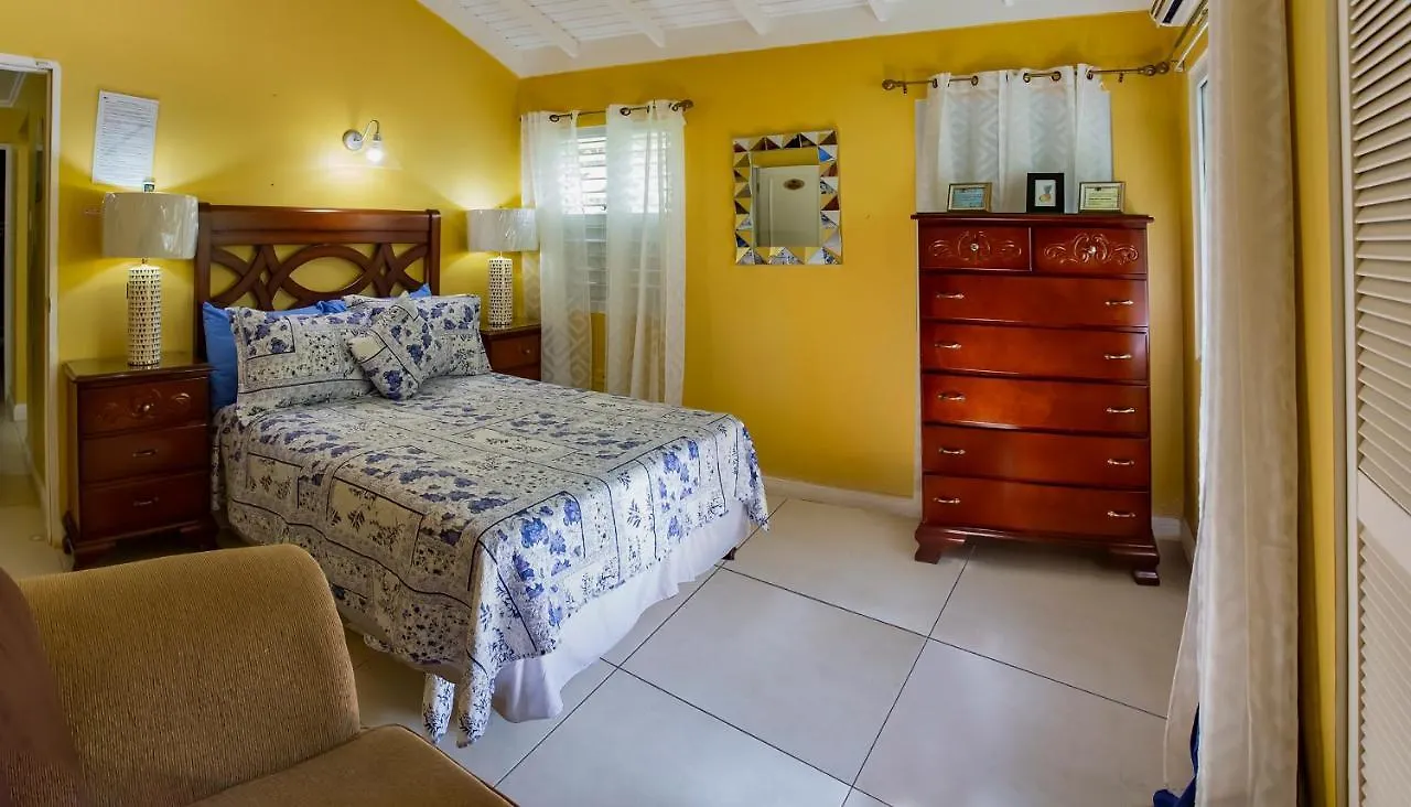 Nature'S Choice Home Richmond Palms, Jamaica